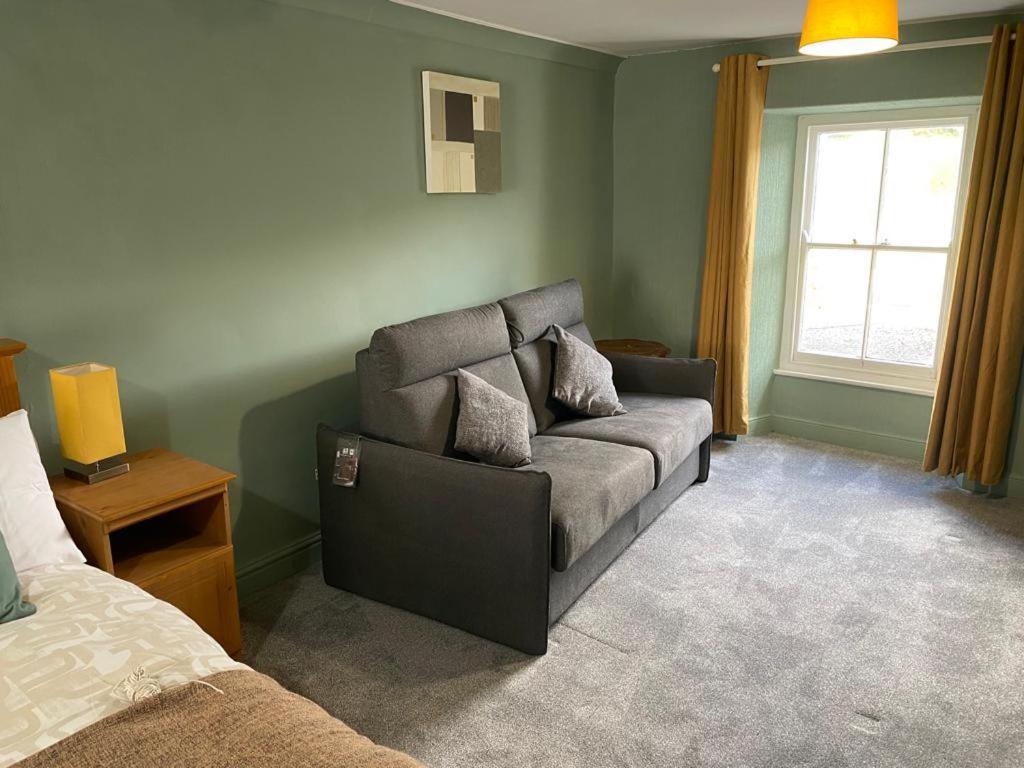 Hotel Kings Arms Llandysul Zewnętrze zdjęcie